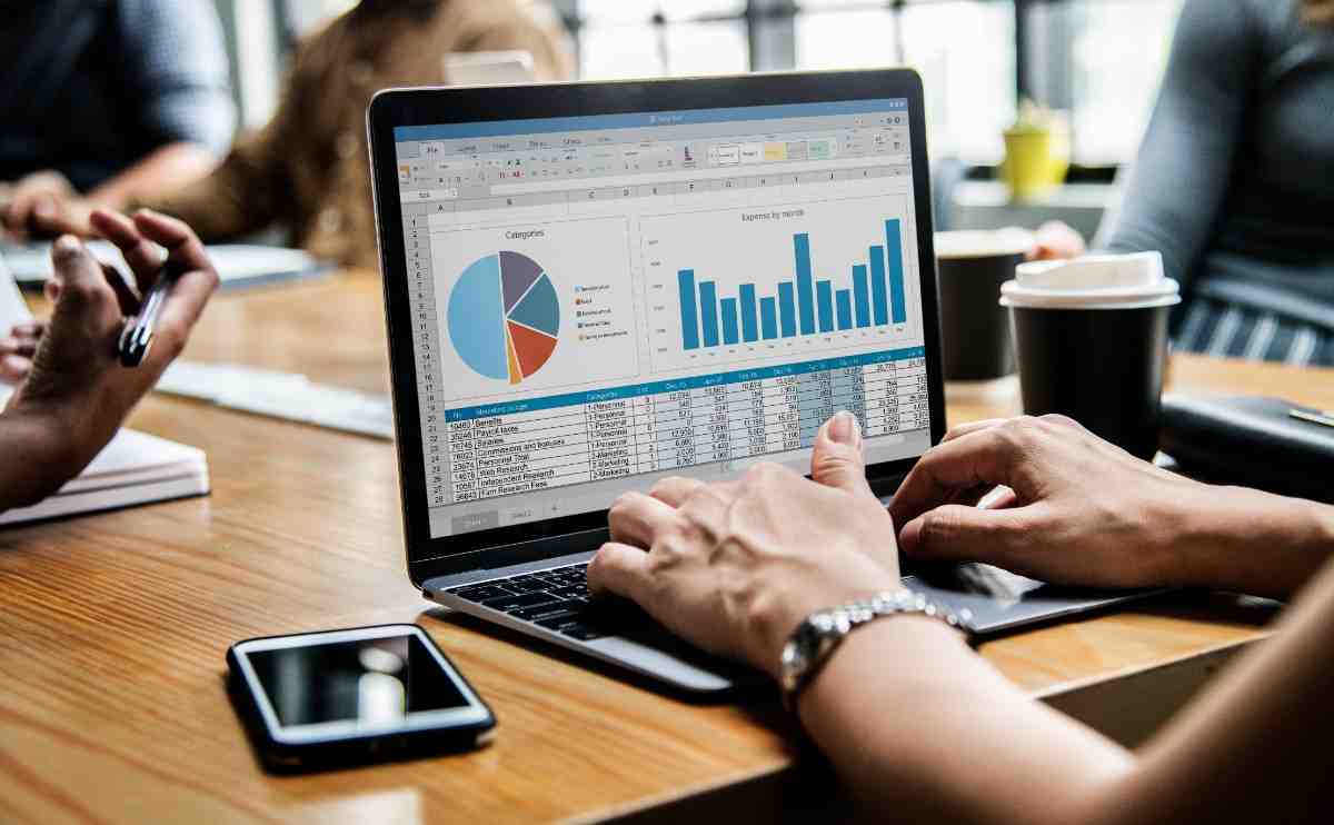 How Can a Payment Channel Help Your Company’s Financial Reports?